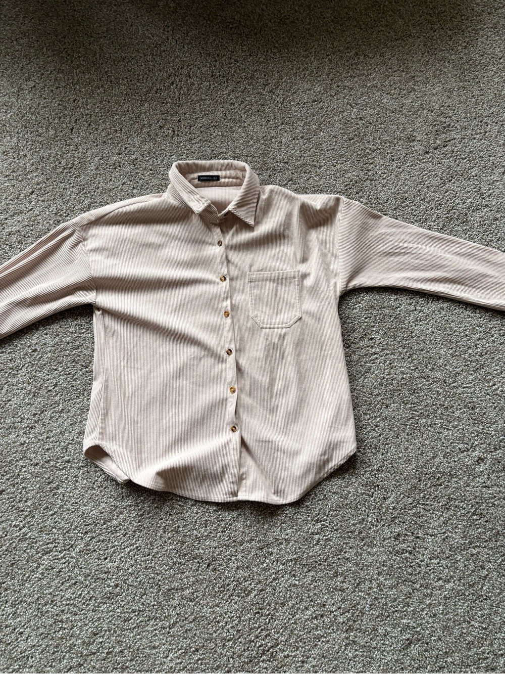 Long-Sleeve Button-Down Size L